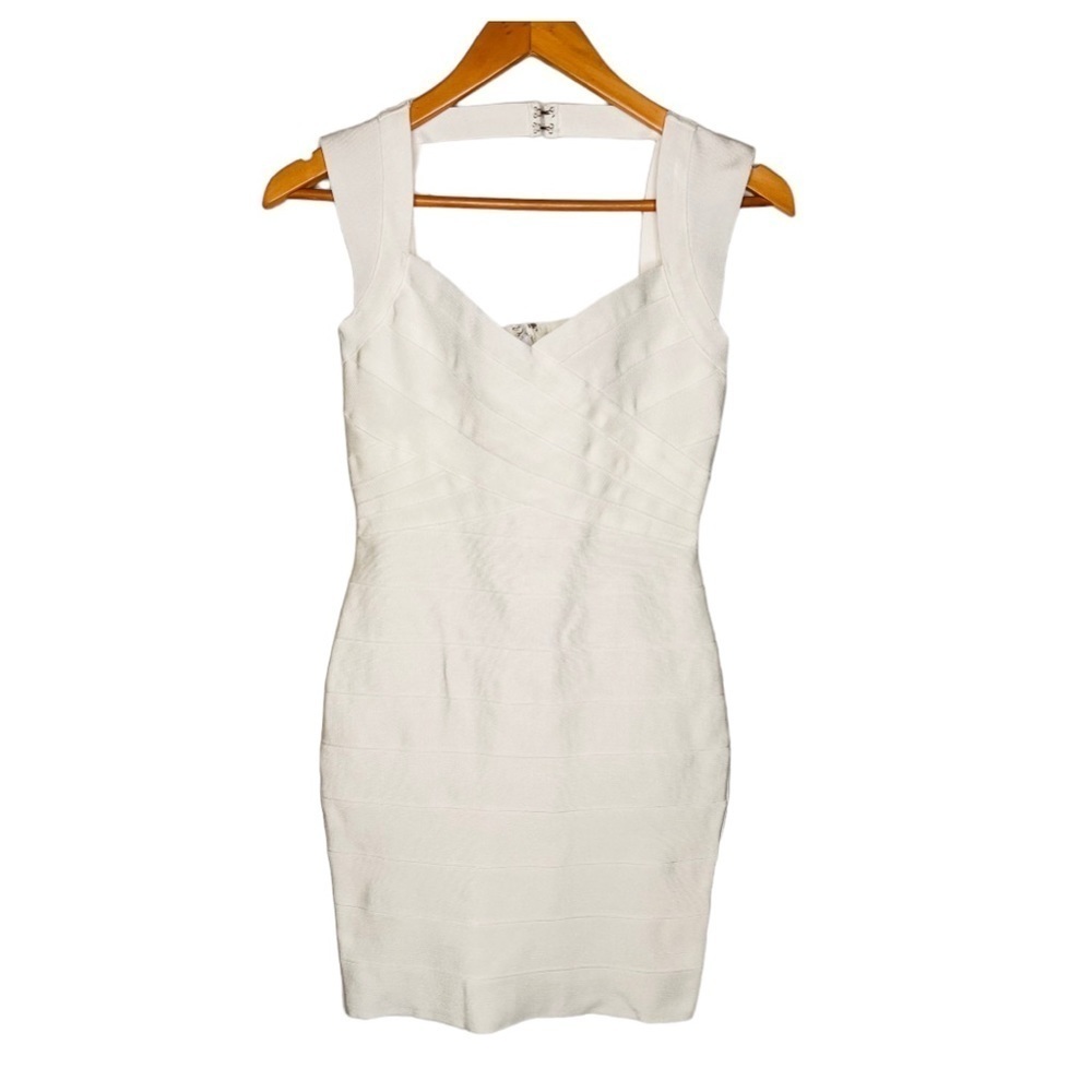 Wow Couture Pearl White Bodycon Cocktail Bandage Dress. Size Small.